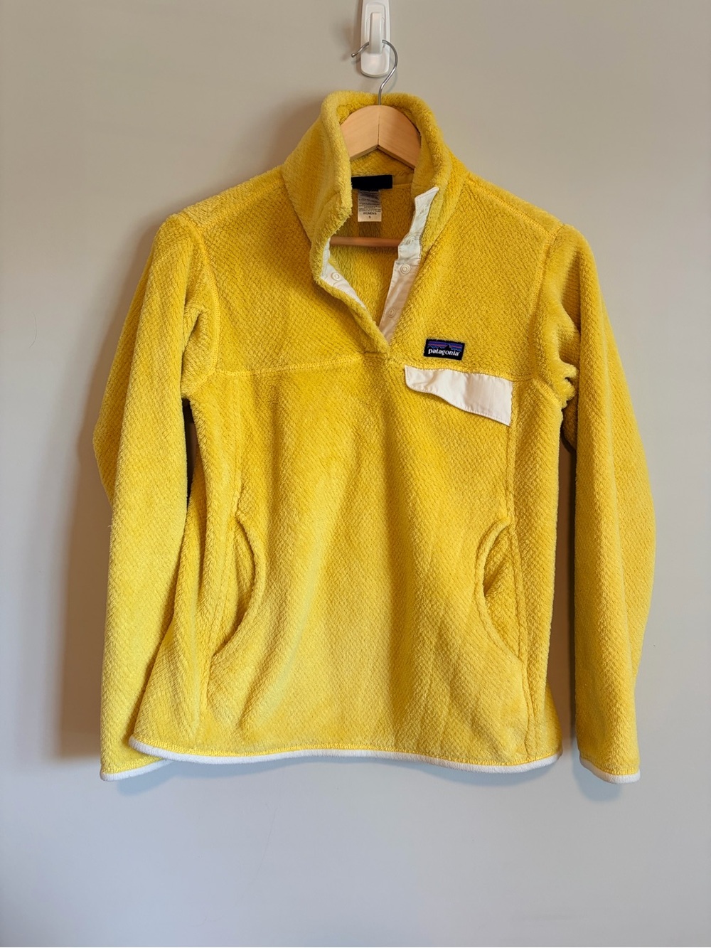 Patagonia RE-Toll Bright Yellow Snap-T Fleece Pullover w